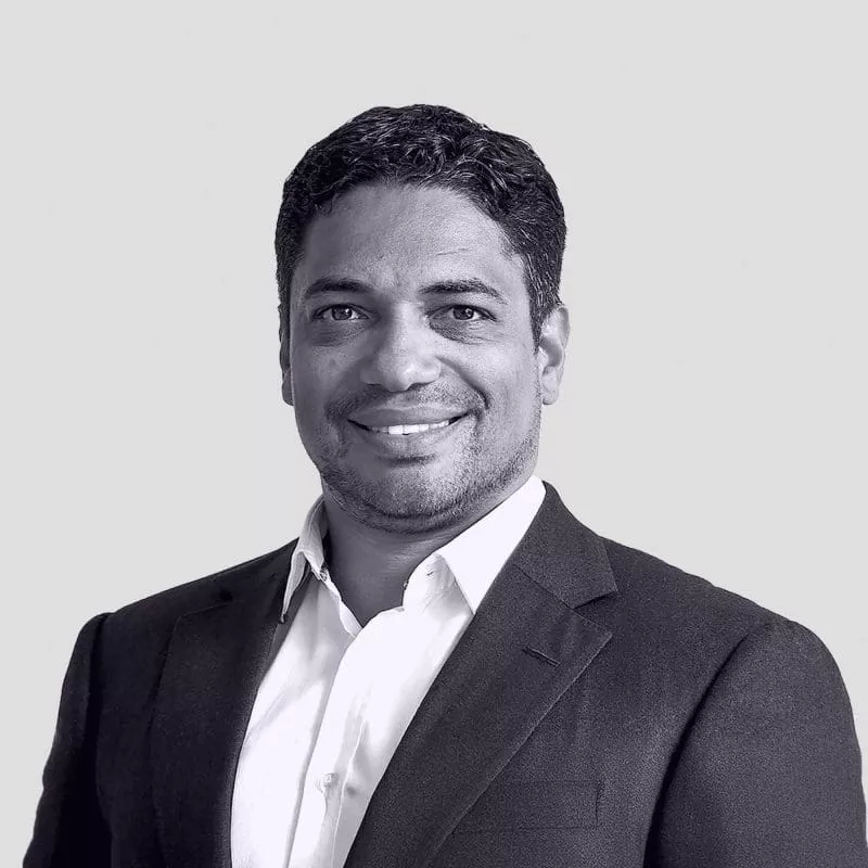 From Dragons’ Den to AI disruption, Piers reveals how CEOs must reimagine their business from the ground up.